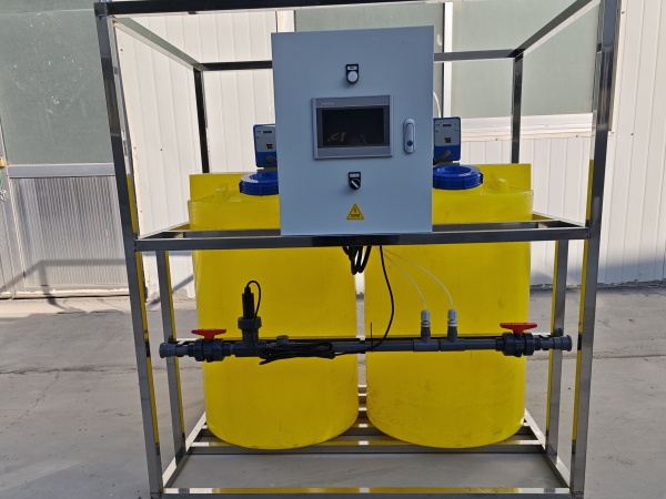 全自动加药装置在生活热水换热系统应用2